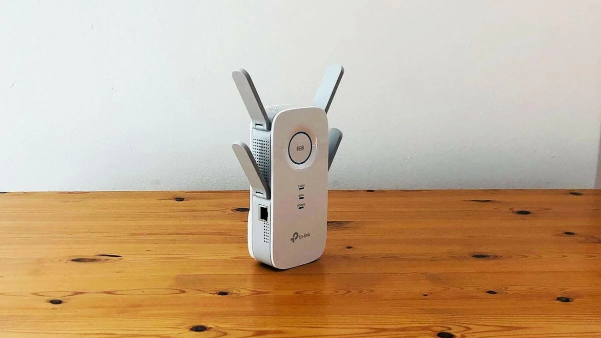 TP-Link RE650 AC2600 WiFi Range Extender - Image 4