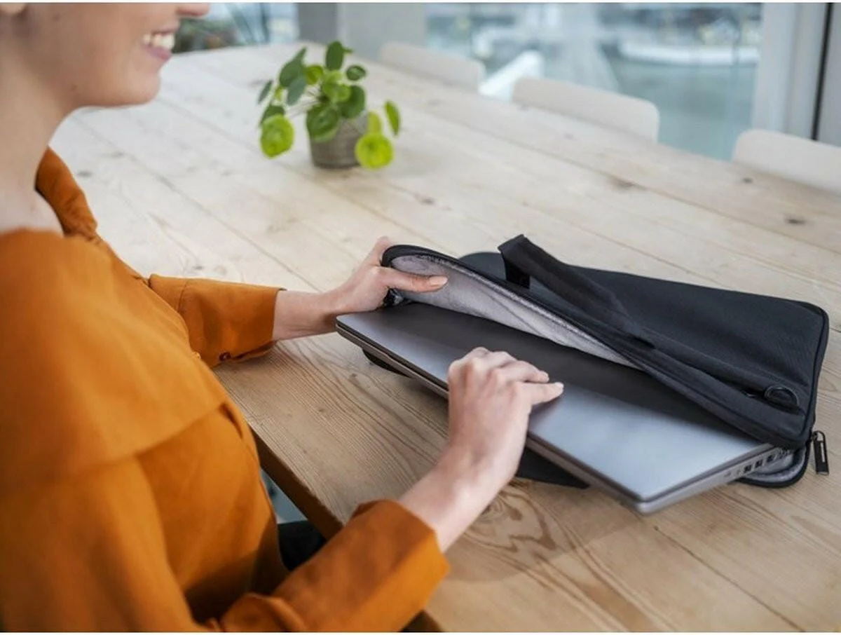 Trust Bologna Slim Laptop Bag 16 inch Eco zwart - Image 4