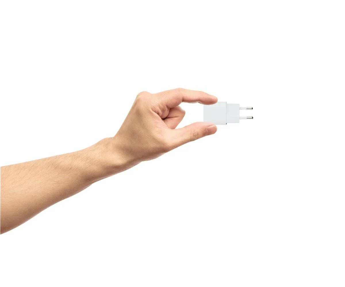 Xtorm 20W GaN2 Ultra Wall Charger - XEC020 - Image 3